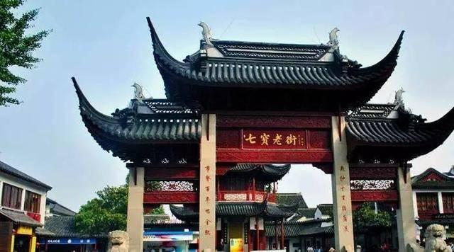 实拍旅顺口退役潜艇,艇内夏天温度高达50度,看看潜艇内部结构环境是什么样的